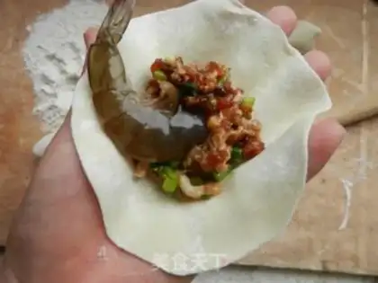 Make Shrimp phoenix step 6