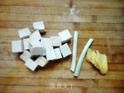 Make Tofu soup step 1