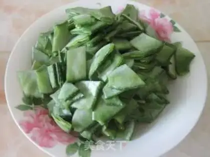 Make The beans are fried step 1
