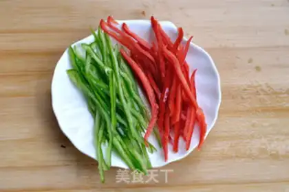 Make Spicy potatoes step 0