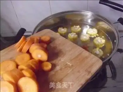 Make Five-colour chicken claw soup step 7