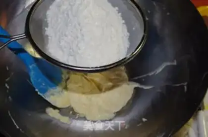 Make Little Bear Barcake step 5