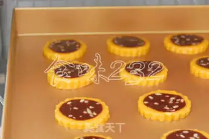 Make Sunflower cookies step 11