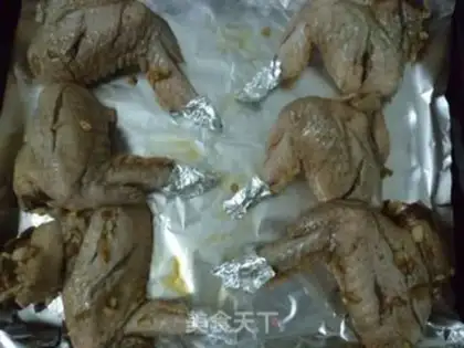 Make Garlic roast chicken wings step 3