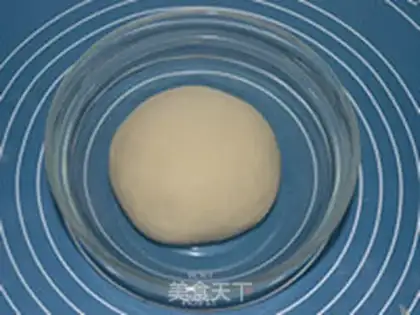 Make Milky Lotus step 2
