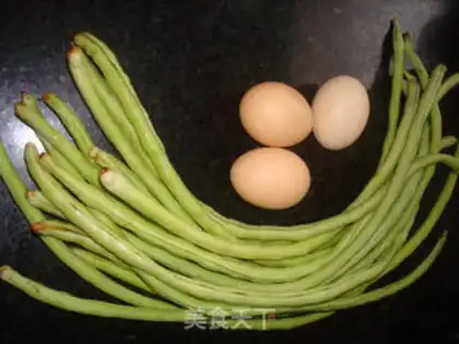 Make Soybeans fried eggs step 0