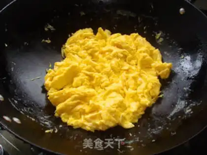 Make Soybeans fried eggs step 3