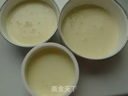 Make Three color ice cream step 4