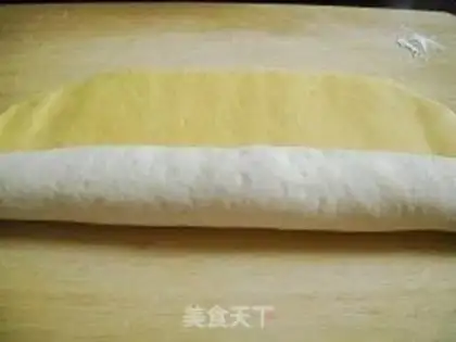 Make Pumpkin roll step 11