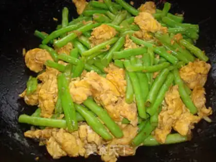 Make Soybeans fried eggs step 8