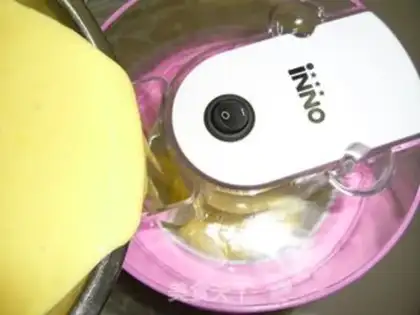 Make Coconut mango ice cream step 5