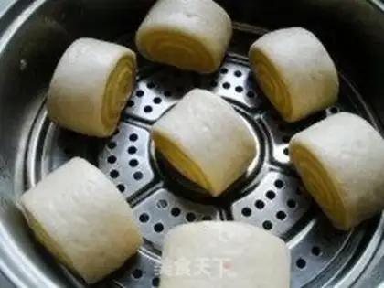 Make Pumpkin roll step 14