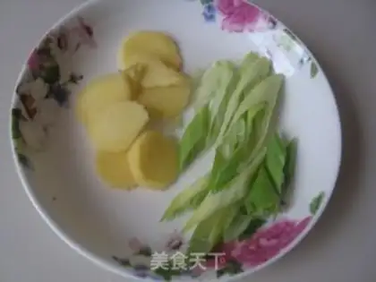 Make Salt chicken leg step 1