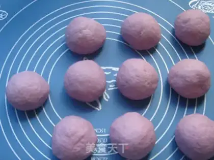 Make Potato rose buns step 4