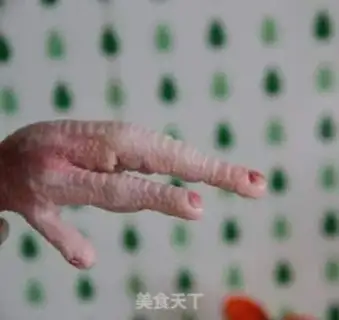 Make Homemade pepper claws step 1