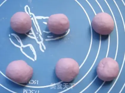 Make Potato rose buns step 6