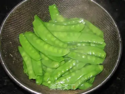 Make Dutch bean fried chicken step 3