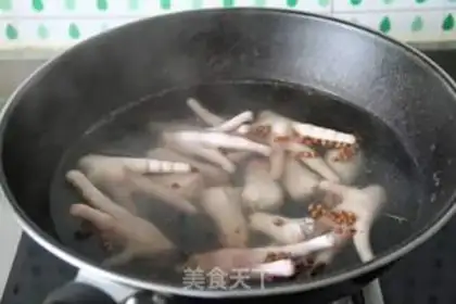 Make Homemade pepper claws step 4
