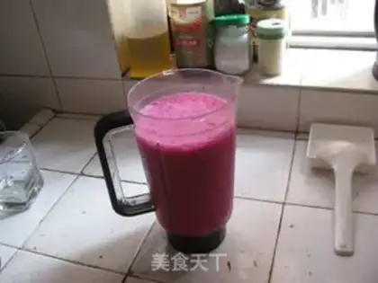 Make Banana shake of the flamingo step 5