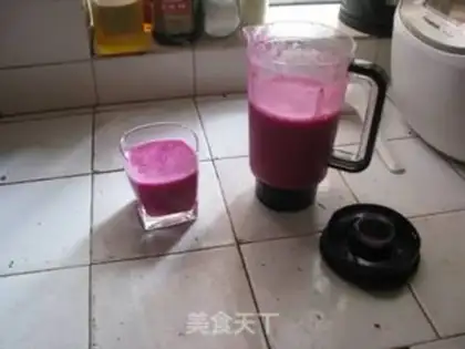 Make Banana shake of the flamingo step 6
