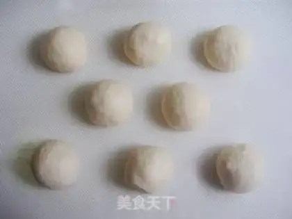 Make Bean pineapple bun step 9