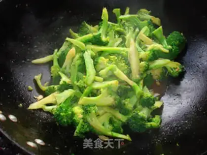 Make Fried broccoli step 4