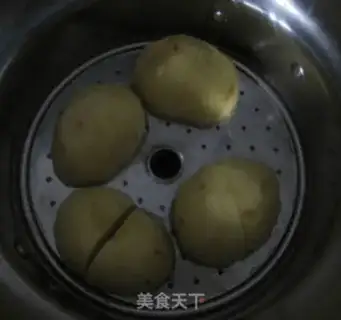 Make Cheese chicken mashed potatoes step 1