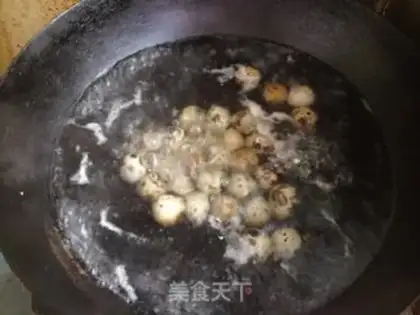 Make Eggs with eggplant juice step 0