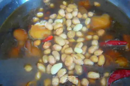 Make Peanuts burn pigs