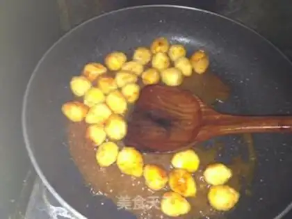 Make Eggs with eggplant juice step 7
