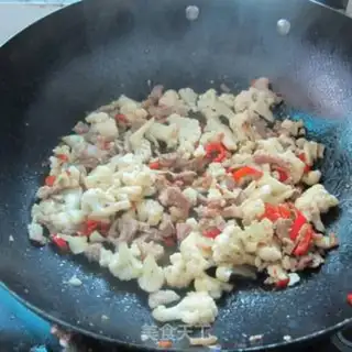 Make Float and meat step 5