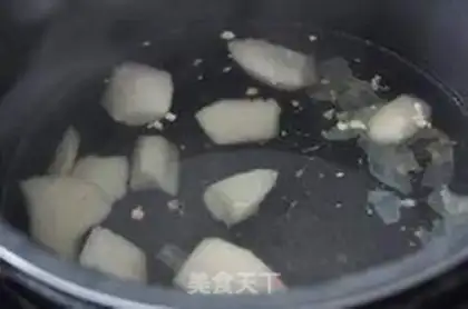Make The pear soup step 3