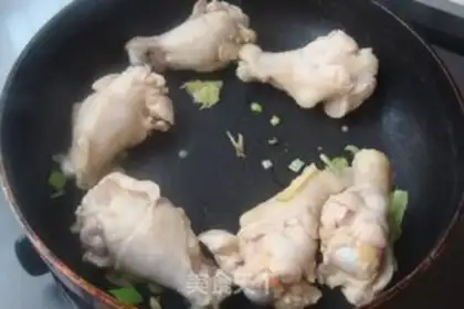 Make New Orleans burning wings step 4