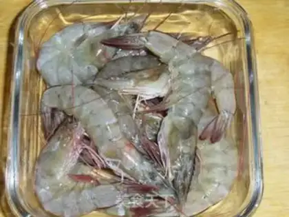 Make Garlic fan shrimp step 0