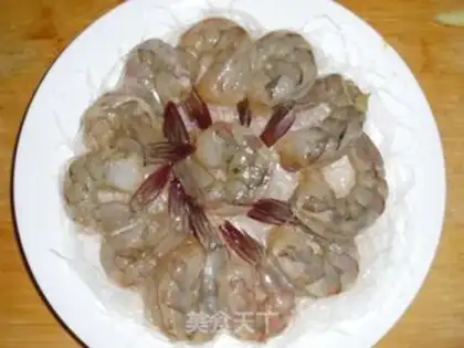 Make Garlic fan shrimp step 8