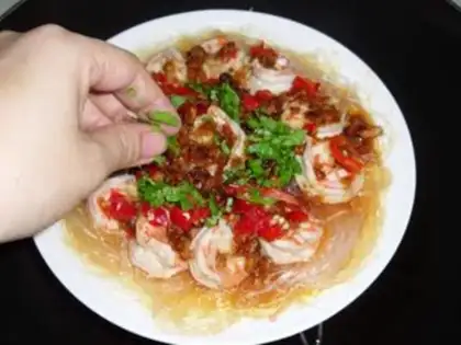 Make Garlic fan shrimp step 11