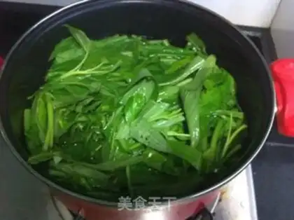 Make Creaming of cabbage step 1