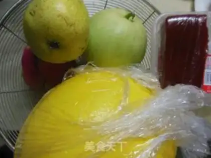 Make Yogurt and garlic salad step 0
