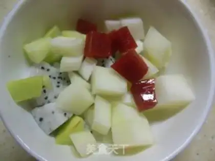 Make Yogurt and garlic salad step 4