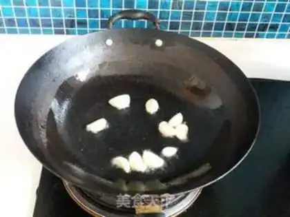 Make The taco garlic and duck step 3