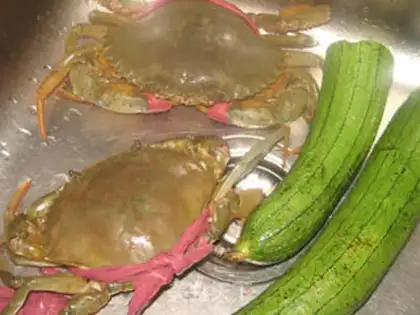 Make Watermelons boil crabs step 0