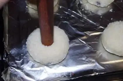 Make Cranberry cheesebag step 9