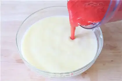 Make Strawberry ice cream step 6