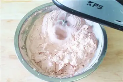 Make Strawberry ice cream step 9
