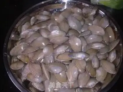 Make Flower clams step 0