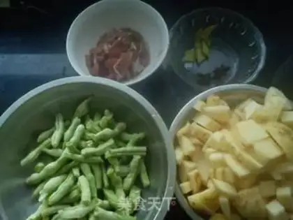 Make Potato beans step 0