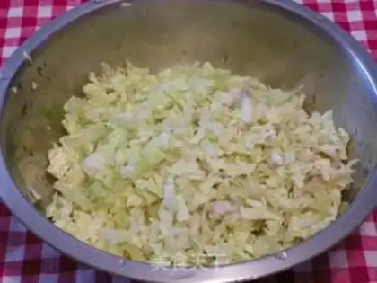 Make Big cabbage meatballs step 1