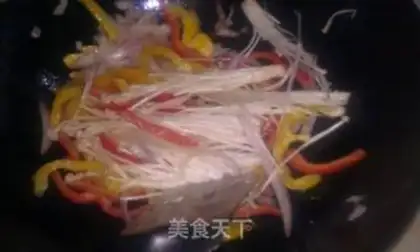 Make Eggskin roll step 5