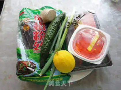 Make A cucumbered salmon step 0