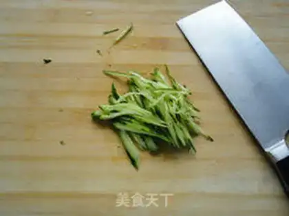 Make A cucumbered salmon step 3